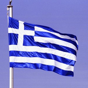 Неизвестные забросали коктейлями Молотова офис партии ПАСОК в Афинах