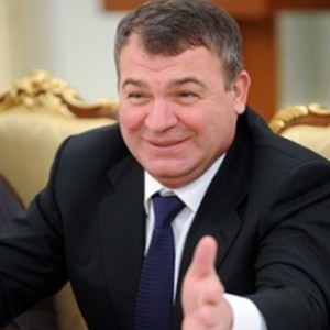 Анатолий Сердюков назначен директором по авиапрому в корпорации "Ростех"