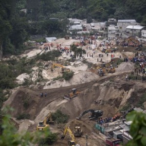 Более 600 человек пропало под селевыми потоками в Гватемале