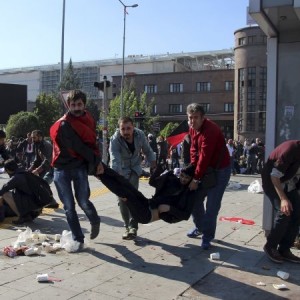 Мощные взрывы в Турции привели к гибели более 2 десятков человек