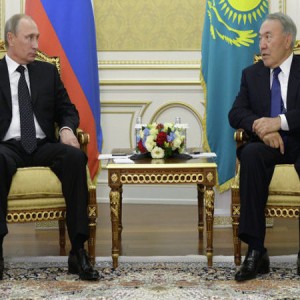 Путин и Назарбаев подписали соглашение о делении дна Каспийского моря