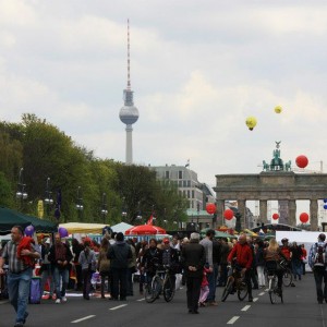 Протест против свободной торговли между США и Германией поддержали 250 тысяч человек в Берлине