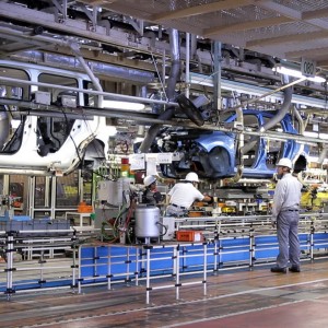 С завода Nissan в Санкт-Петербурге уволят более 500 сотрудников