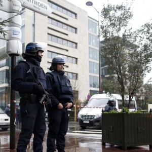 На границах Франции усилены меры безопасности 