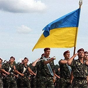 Петр Порошенко разрешил служить в украинской армии иностранцам и лицам без гражданства