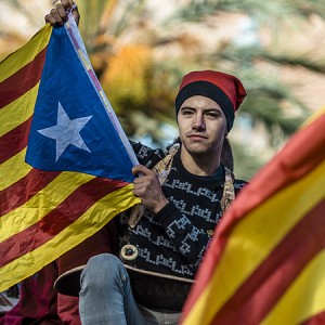 Парламент Каталонии проголосовал за выход из состава Испании
