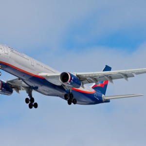 Российским самолетам запрещено появляться в небе над Украиной
