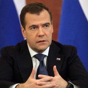 Медведев назвал правительство Украины жуликами и пригрозил дефолтом